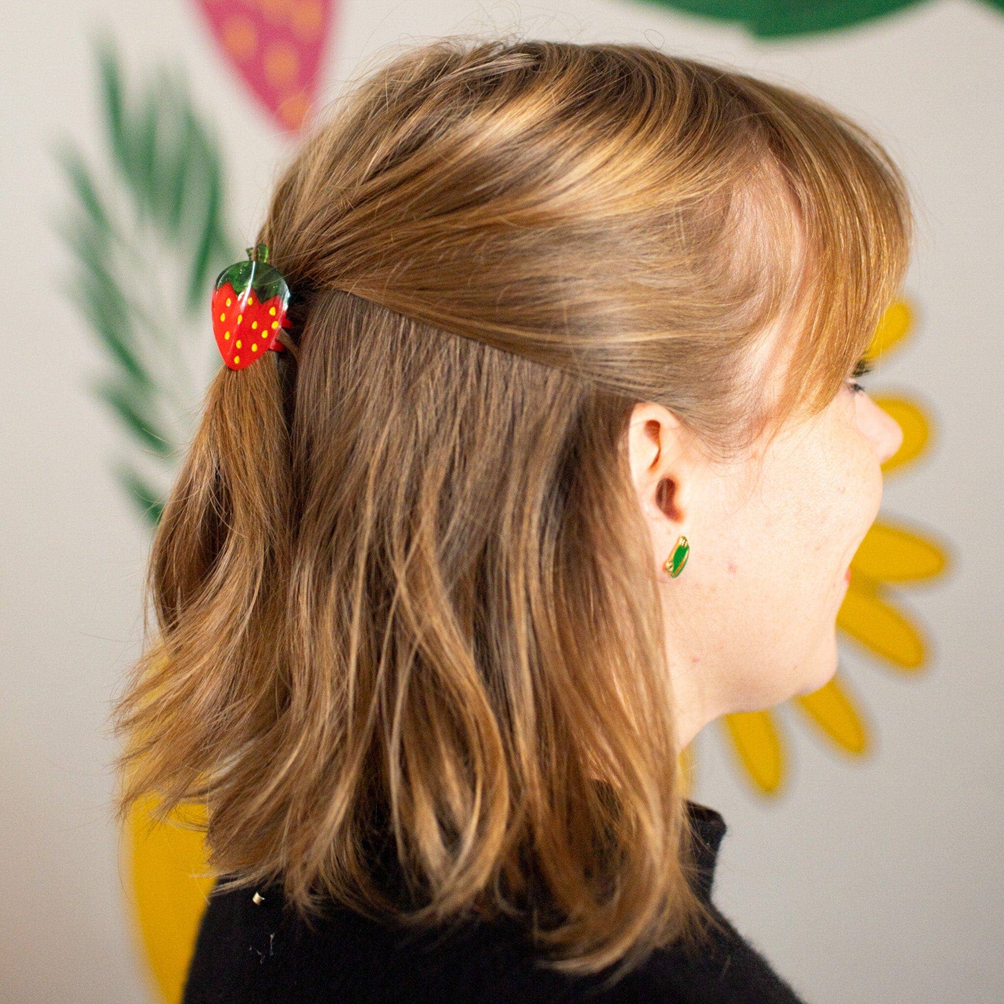Mini Strawberry Hair Claw - Image 2