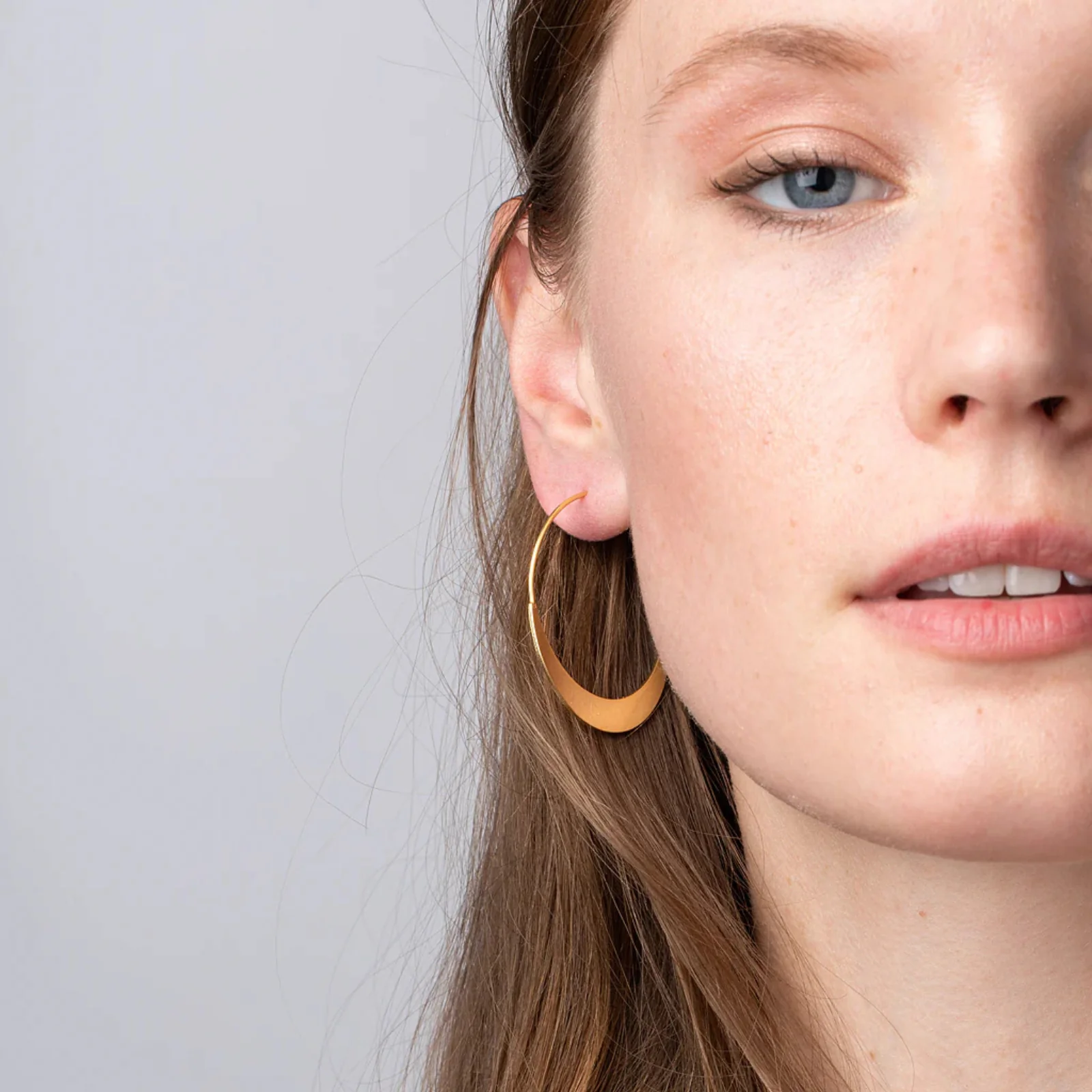 Scout Curated Earrings - Crescent Hoop / Gold Vermeil - Image 2