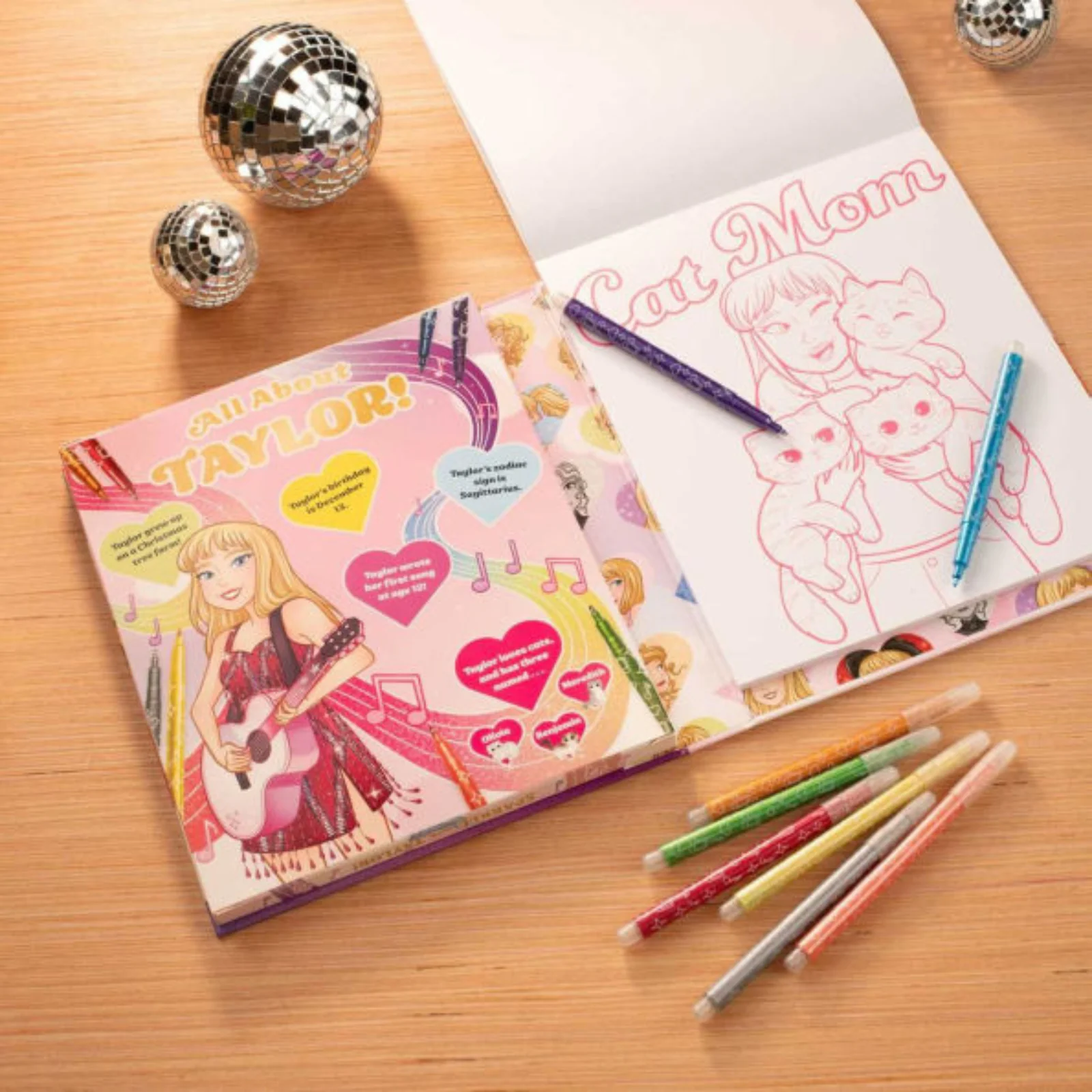 Sparkle with Taylor! A Glitter Coloring Kit - Image 2
